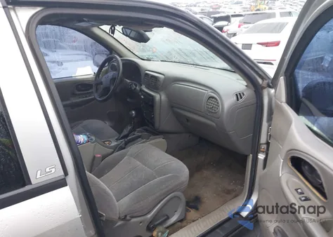 2004 Chevrolet Trailblazer Ext Ls z USA, uszkodzony, nr VIN 1GNET16SX46221692